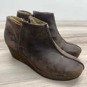 OluKai Boots Womens 10 Humu Ankle Booties Brown Leather Wedge Heels Side Zip